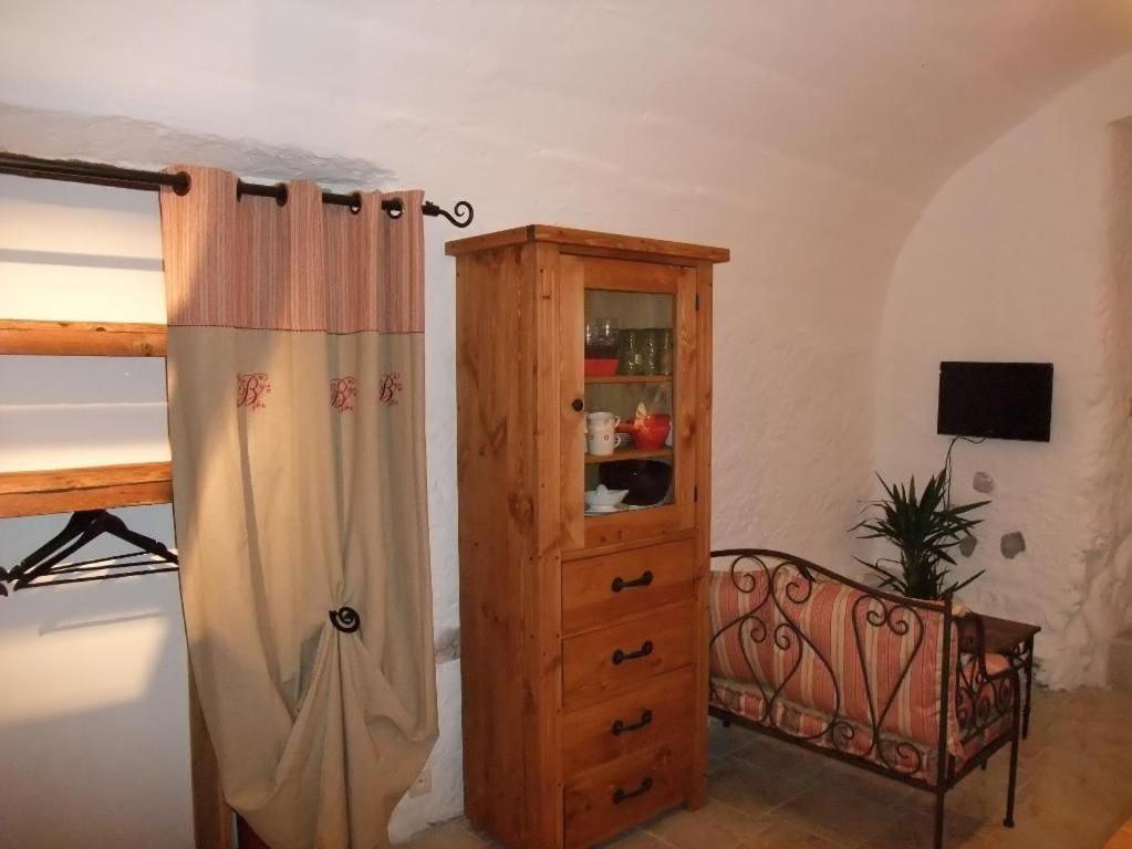 Le Domaine Du Grand Cellier Gites Appartement En Savoie Tournon Ngoại thất bức ảnh